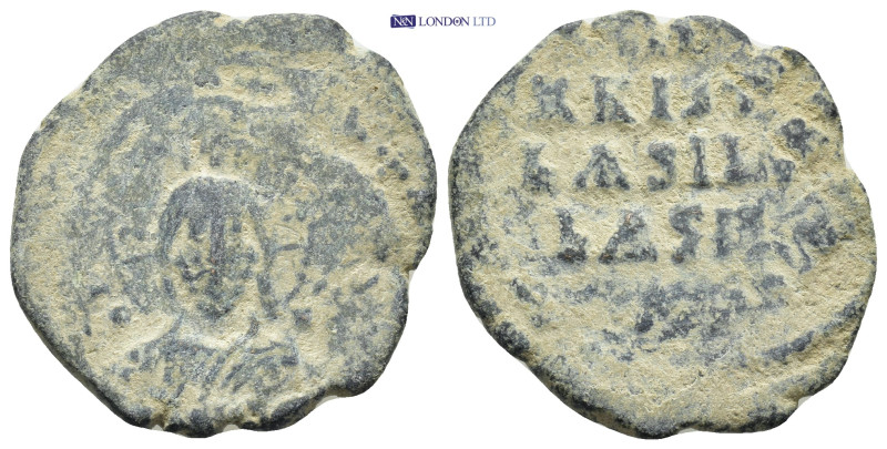 Anonymous (attributed to Basil II). AE Follis AD. 976-1025. Constantinople. (7.7...