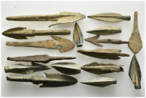 Arrowhead lot 16 pieces SOLD AS SEEN NO RETURNS.