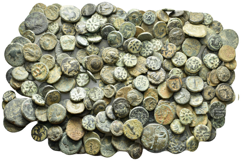Mixed lot 225 pieces. SOLD AS SEEN NO RETURNS.