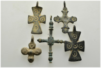 Mixed lot 5 pieces. SOLD AS SEEN NO RETURNS.