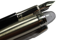 Varia. Montblanc Füller. Starwalker. 585er Weißgold Feder.