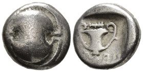 BOEOTIA,
Thebes.
Hemidrachm
(AR, 12 mm, 2.46 g)
c. 425-375 BC.

Boeotian shield. / ΘΕ – ΒΗ Kantharos; above club right; all within concave squar...