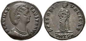 Fausta, Augusta (AD 324-326).
Follis
(AE, 19 mm, 3.54 g)
AD 326-328, Thessalonica.

 FLAV MAX FAVSTA AVG Bust of Fausta right, diademed and drape...