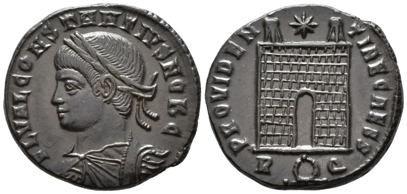 Constantius II, Caesar (AD 324-337).
Follis
(AE, 20 mm, 3.17 g)
AD 326, Rome....