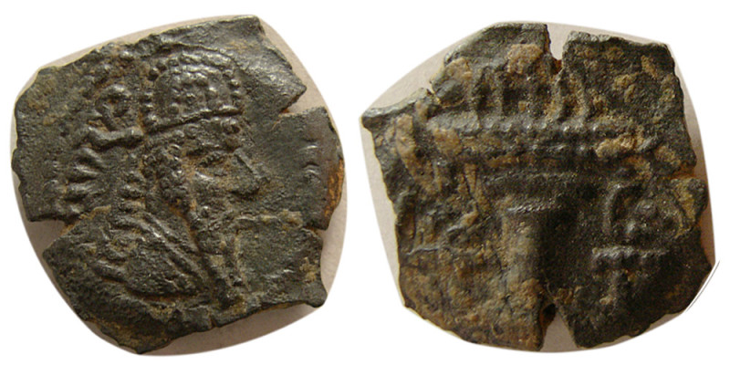 SASANIAN KINGS, Ardashir I, 224-240 AD. Æ (3.38 gm; 15 mm). Standard issue with ...