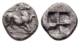 THRACO-MACEDONIAN TRIBES. Uncertain. Obol (circa 480-460 BC).

Obv: Goat kneeling right; two pellets above.
Rev: Quadripartite incuse square.

SNG ANS...