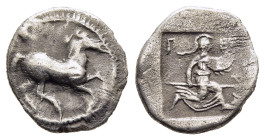 THESSALY. Perrhaiboi. Obol (late 5th-early 4th centuries BC).

Obv: Horse prancing right.
Rev: ΠΕΡΑ.
Athena Itonia half-kneeling in fighting attitude ...
