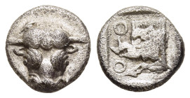 PHOKIS. Federal Coinage. Obol (circa 478-460 BC).

Obv: Bull's head facing. 
Rev: Φ-Ο Forepart of a boar running to left; all within incuse square. 

...