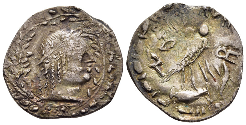 ARABIA FELIX. Himyarites. Shahar-Hilal (1st century BC). AR Unit.

Obv: Laureate...