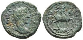 MACEDON. Philippi. Divus Augustus issue, struck under Gallienus (253-268). AE.

Obv: DIVO AVGVSTO.
Radiate head right. 
Rev: AVG PARENTI
Emperor with ...