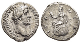 ANTONINUS PIUS (138-161). Denarius. Rome.

Obv: ANTONINVS AVG PIVS P P TR P COS III.
Laureate head right.
Rev: ITALIA.
Italia seated left on globus, h...