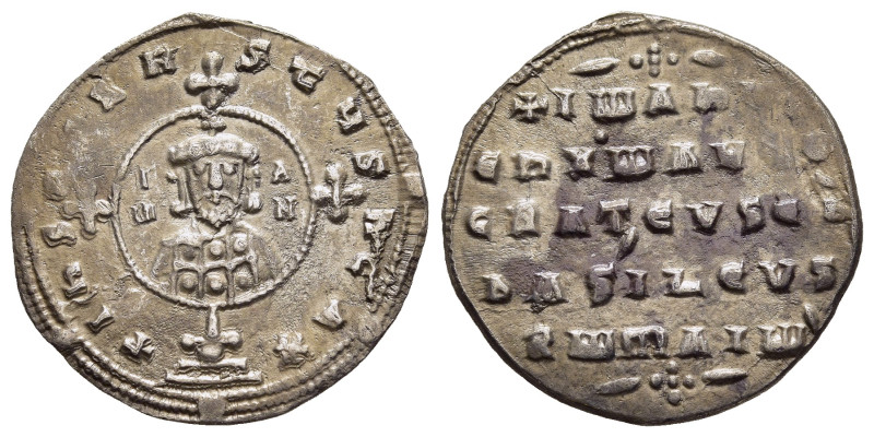 JOHN I ZIMISCES (969-976). Miliaresion. Constantinople.

Obv: + IҺSЧS XRISTЧS ҺI...