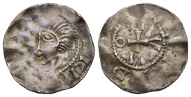 DEUTSCHE MÜNZEN. Deventer, königliche Münzstätte. Heinrich II (1002-1024). Denar.

Vs: Kopf links. 
Rs: Kleines Kreuz in Perlkreis, an den Enden der A...