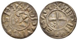 FRANCE. Provincial. Nevers. Nomine Louis IV (circa 1050-1100). Denier.

Obv: +LODVICVS RE corrupted carolingian monogram.
Rev: +NEVERNIS C cross with ...