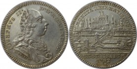 Altdeutsche Münzen und Medaillen, REGENSBURG, STADT. 1/2 Konv.-Taler 1782, Stadtansicht, mit Brustbild Josef II. Silber. Schön 9102. Vorzüglich, Kratz...