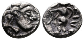 Central European Tribes, Boii. 1st. Century BC. AR Obol (10 mm, 1,08 g.) Athena-Alkis-series. Celticized male head to right. Rev. Stylized Athena Alki...