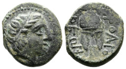 Macedon, Orthagoreia. ca. 350 BC. Æ (14 mm, 2,29 g.) Laureate head of Apollo right. Rev. OPΘAΓ-OPEIΩN, Macedonian helmet. SNG ANS 569; BMC 6. Nice gre...
