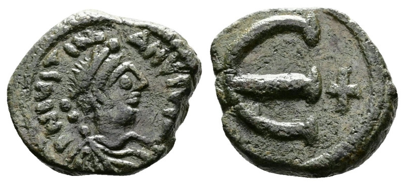 Justinian I (527-565 AD). Æ 5 Nummi (14,5mm, 2,14g.) Constantinople, 543-565 AD....