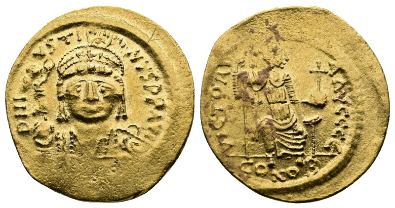 Justin II (565-578 AD). AV Solidus (20mm, 4,38g. Gold.) Constantinople. D N IVST...