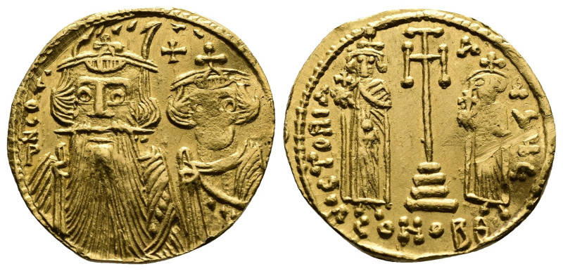 Constans II (641-668 AD). AV Solidus (19,6 mm, 4,32 g. Gold.) Constantinople, ca...