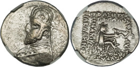 GRECIA ANTIGUA. PARTIA. Mithradates III. Dracma (87-80 a.C.). AR 4,02 g. mm. Encapsulada. NGC Vf. MBC.