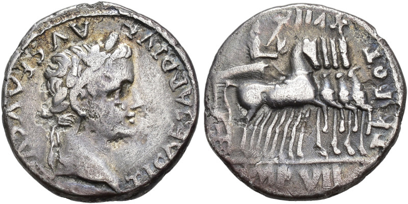 IMPERIO ROMANO. TIBERIO. Denario. Lugdunum (15-16 d.C.). A/ Cabeza laureada a de...