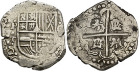 FELIPE III o IV. 8 reales. Potosí. T valor 8. Fecha no visible. Leones y castillos en rev. AR 25,72 g. 33,9 mm. Agujero. MBC-.