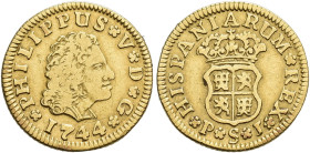FELIPE V. 1/2 escudo. 1744. Sevilla. BJ. AU 1,74 g. 14,4 mm. VI-1288. MBC-/MBC.