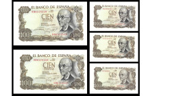 BILLETES. BANCO DE ESPAÑA. Lote de 11 billetes de 100 pts. (7) 17-11-1970, dos parejas correlativas series L y 9B. 3 con serie 6S-59A y 1 sin serie. S...