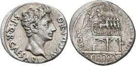 PERIODO DE JULIO CÉSAR A AUGUSTO. AUGUSTO. Denario. Colonia Patricia. A/ Cabeza a der.; S P Q R CAESARI AVGVSTO. R/ Arco triunfal sobre viaducto remat...