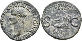 IMPERIO ROMANO. CALÍGULA. As. Roma (37-38 d.C.). A/ Cabeza a izq.; C CAESAR AVG GERMANICVS PON M TR POT. R/ Vesta sentada a izq. con pátera y cetro; V...