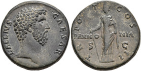 IMPERIO ROMANO. ELIO VERO. Sestercio. Roma (137). A/ Cabeza a der.; L AELIVS CAESAR. R/ Panonia mirando a izq. con vexillum y sujetándose el vestido; ...