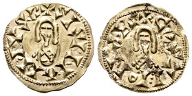 Sisenandus (631-636). Tremissis. Castelona (Linares, Jaén). (Cnv-350.8 var). (R. Pliego-441b2, Plate coin). Anv.: +SISI⁝NANDdVSRE. Rev.: +CASTI⁝I.oNAP...