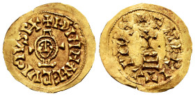 Ervigius (680-687). Tremissis. Emérita (Mérida). (Cnv-502.7). (R. Pliego-658d). Anv.: +I·D˙I·N·M·N·ERVIGIVSP+. Rev.: +EMERITAPIVS. Au. 1,42 g. Very sc...