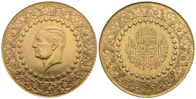 TURKEY, (Republic 1923- ). 500 Kurus 1962, (Gold 45 mm, 35.00 g). Istanbul mint. Head of Kemal Ataturk facing left, within a circle of stars and an in...