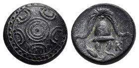 KINGS of MACEDON. Alexander III The Great.(336-323 BC).Uncertain in Asia.Ae.

Obv : Macedonian shield with pellet on boss.

Rev : Macedonian helmet, g...