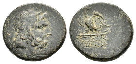 PAPHLAGONIA. Sinope.(Circa 95-90 or 80-70 BC). Struck under Mithradates VI Eupator.Ae.

Obv : Laureate head of Zeus right.

Rev : ΣΙΝΩΠΗΣ.
Eagle, with...