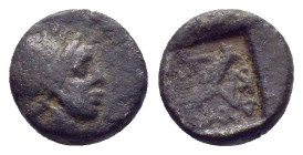 CARIA. Stratonikeia.(250-200 BC).Ae.

Obv : Head of Zeus right.

Rev : Eagle standing facing with open wings, within incuse square.
SNG Copenhagen 487...