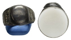 ANCIENT ROMAN SILVER RING.(3rd–4th centuries).Ae.

Condition : Good very fine.

Weight : 3.57 gr
Diameter : 20 mm