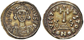 Benevento. Gisulfo II duca (742-751). Solido (a nome di Giustiniano II) AV gr. 4,03. CNI 2/3. MIR 162. Molto raro. SPL
