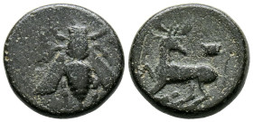 JONIA, Efeso. Ae13. (Ae. 2,12g/13mm). 390-300 a.C. (BMC 58-66). Anv: Abeja entre E y O. Rev: Ciervo estante a izquierda mirando a derecha. MBC-.