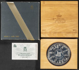 JUAN CARLOS I (1975-2014). 10.000 Pesetas. (Ar. 168,75g /73mm). Serie II. Quinto Centenario. 1990. FNMT. FDC. Presentado en estuche oficial y con cert...