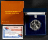 JUAN CARLOS I (1975-2014). 10 Euros (Ar. 27,00g/40mm). 2004. FNMT. V Centenario de la muerte de Isabel la Católica. PROOF. Incluye estuche original y ...
