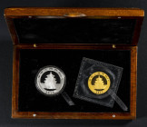 CHINA. Serie Panda. Pareja de monedas de 10 Yuan (Ar.31,08g/40mm) y 500 Yuan (Au. 31,10g/32mm). 2013. PROOF. Presentadas en en estuche de madera. La p...