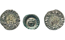 HAMBURG
Hamburgische Münzen in Silber
Witten nach 1403/1406. Beidseitig dreitürmige Burg in Perlkreis. Gaed. 1141. Jesse 436. 0,97 g. Dazu Hohlpfenn...