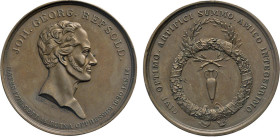 HAMBURG
HAMBURGISCHE MEDAILLEN DES 17. BIS 21. JAHRHUNDERTS
Bronzemedaille 1830 (v. Alsing) a.d. Tod des Oberspritzenmeisters Joh. Georg Repsold. Se...