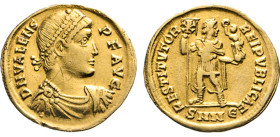 ANTIKE WELT
RÖMISCHES REICH
Valens, 364–378. Goldsolidus. Brustbild mit Diadem n. rechts, Rs. Stehender Herrscher mit Labarum n. rechts hält Victori...