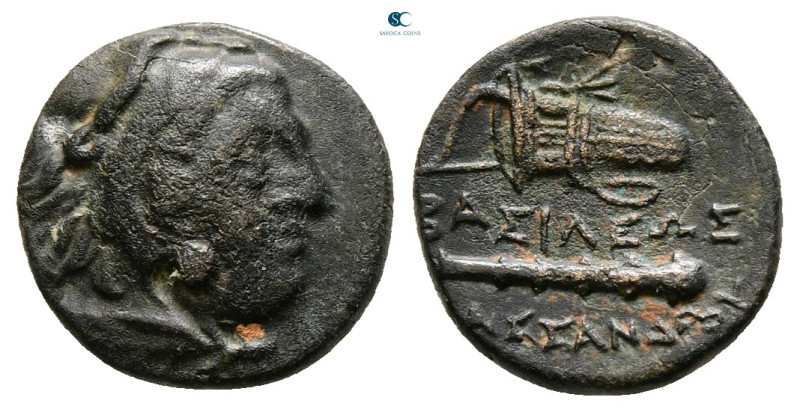 Kings of Macedon. Uncertain mint. Kassander 306-297 BC. 
Bronze Æ

13 mm, 1,4...