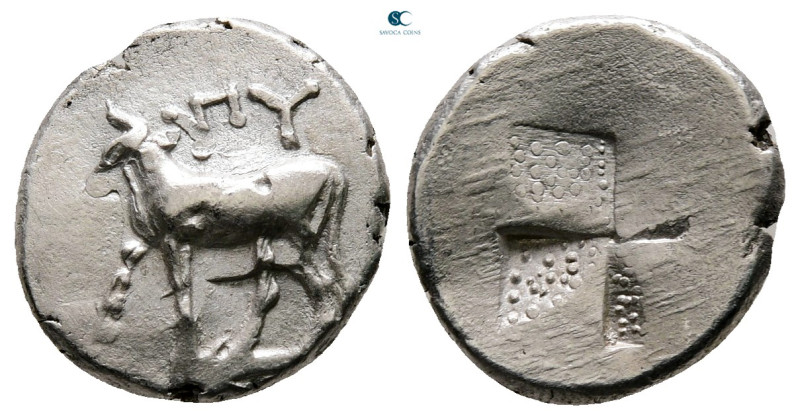 Thrace. Byzantion circa 387-340 BC. 
Half Siglos AR

15 mm, 2,47 g



Ver...