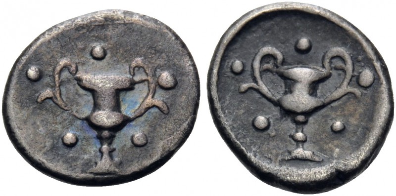 CALABRIA. Tarentum. Circa 280-228 BC. Obol (Silver, 10 mm, 0.60 g, 5 h). Kanthar...